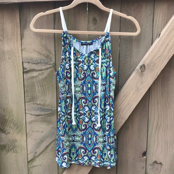 cha cha vente Tops - Cha Cha Vente printed top size S NWT